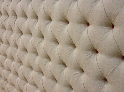 Testata con lavorazione capitonné tradizionale