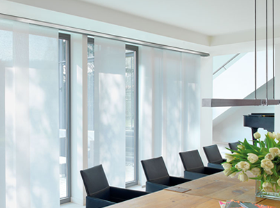 Panel curtain with aluminum rail
